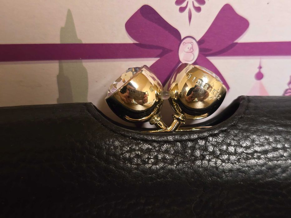 Ted Baker оригинално дамско портмоне от естествена кожа