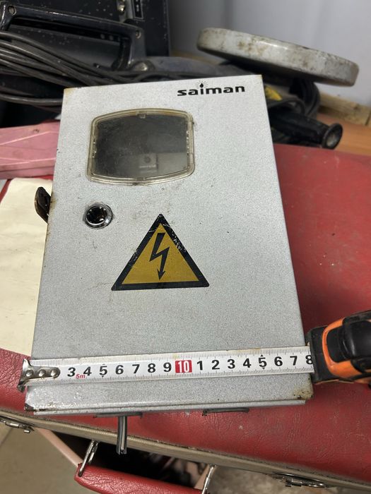 Продам коробку для эл.счетчикп