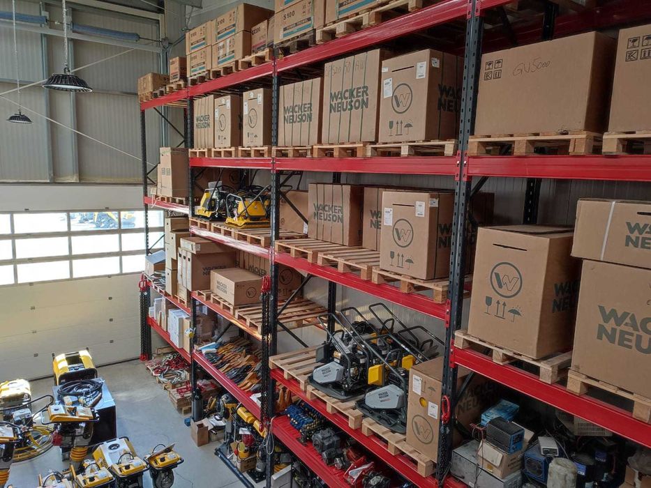 Picamer pe benzina Wacker Neuson BH55