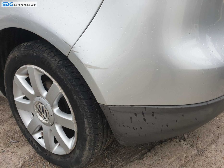 Bara Spoiler Spate Volkswagen Golf 5 Hatchback 2004 - 2008 Culoare LA7W