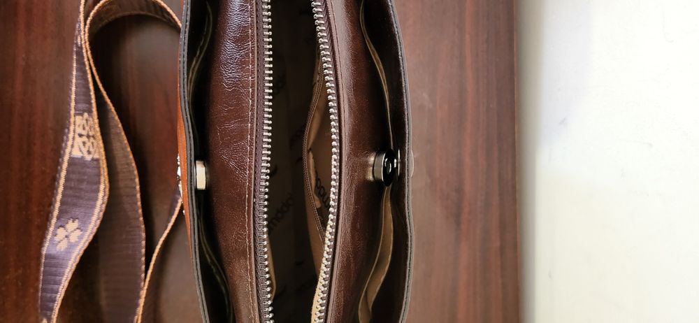 Дамска кафява чанта