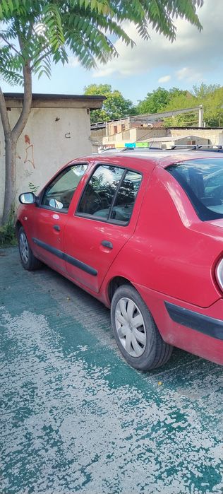 Renault Clio symbol
