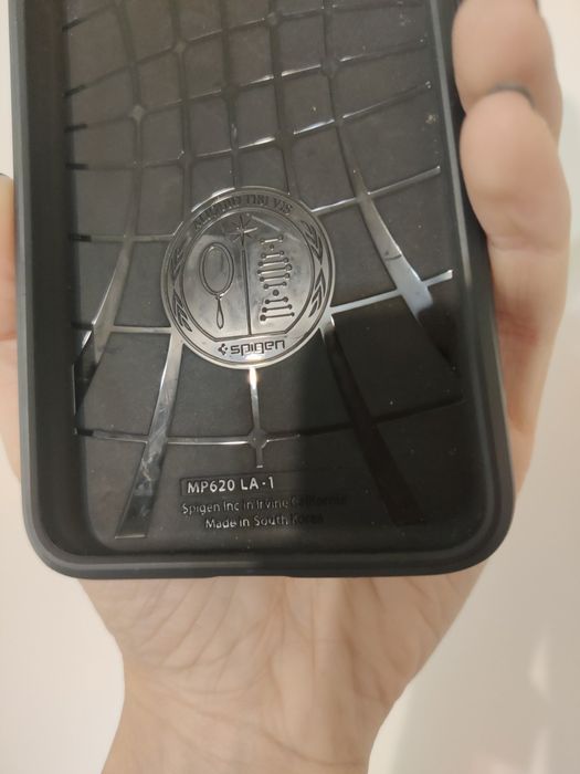 Google Pixel 8 с кейсове и протектори