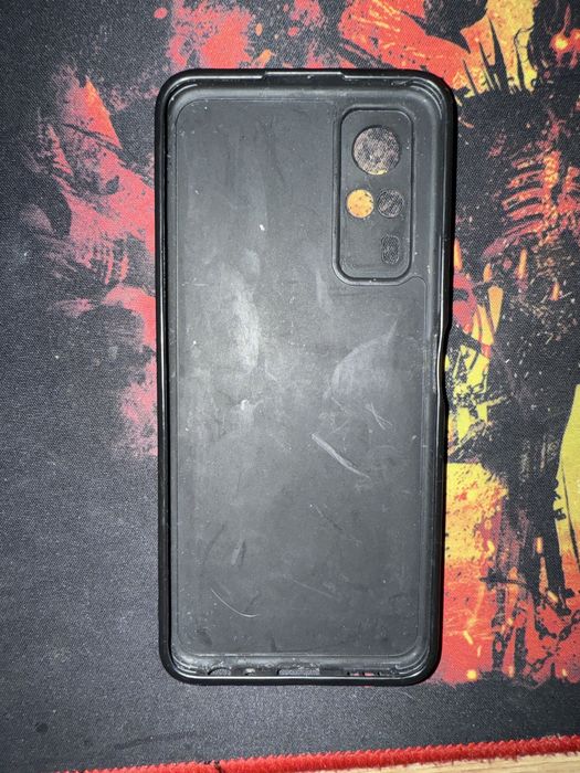 продам чехол на Vivo Y53S