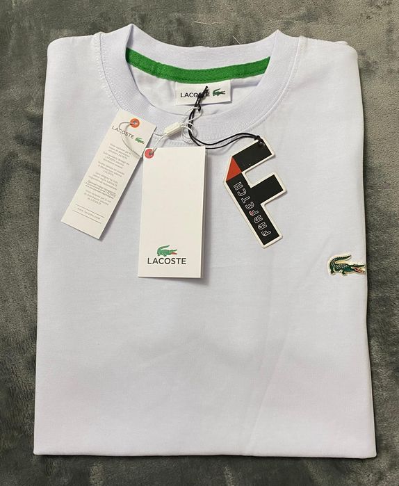 Vand tricou nou de barbati
