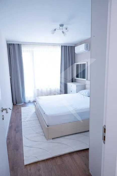 Страхотен тристаен апартамент в Христо Смирненски!