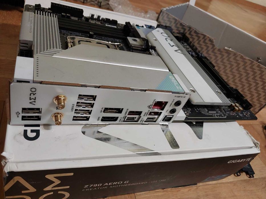 Intel Core i5 14600KF + Gigabyte Z790 Aero G