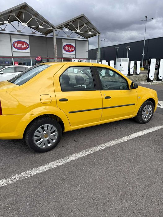Vand Dacia Logan