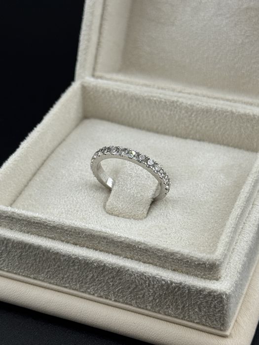 Кольцо с бриллиантами