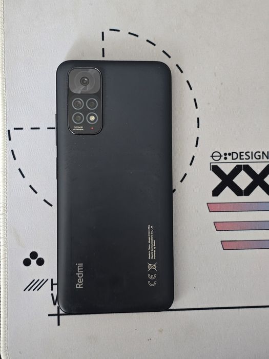 Продам смартфон Redmi Note 11