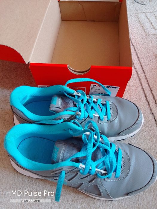 Кожени маратонки Адидас и Найк 36 номер