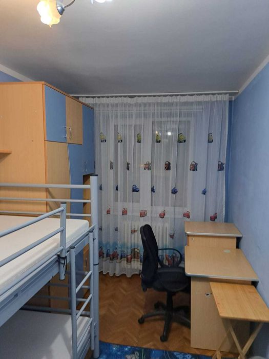 PF dau in chirie ap.3 camere in centru