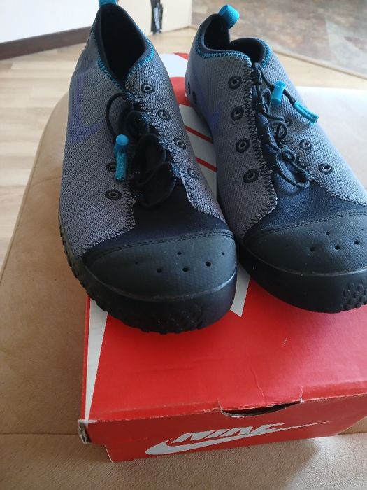 Чисто нови маратонки нйке много леки и удобни 42 номер 45 евро