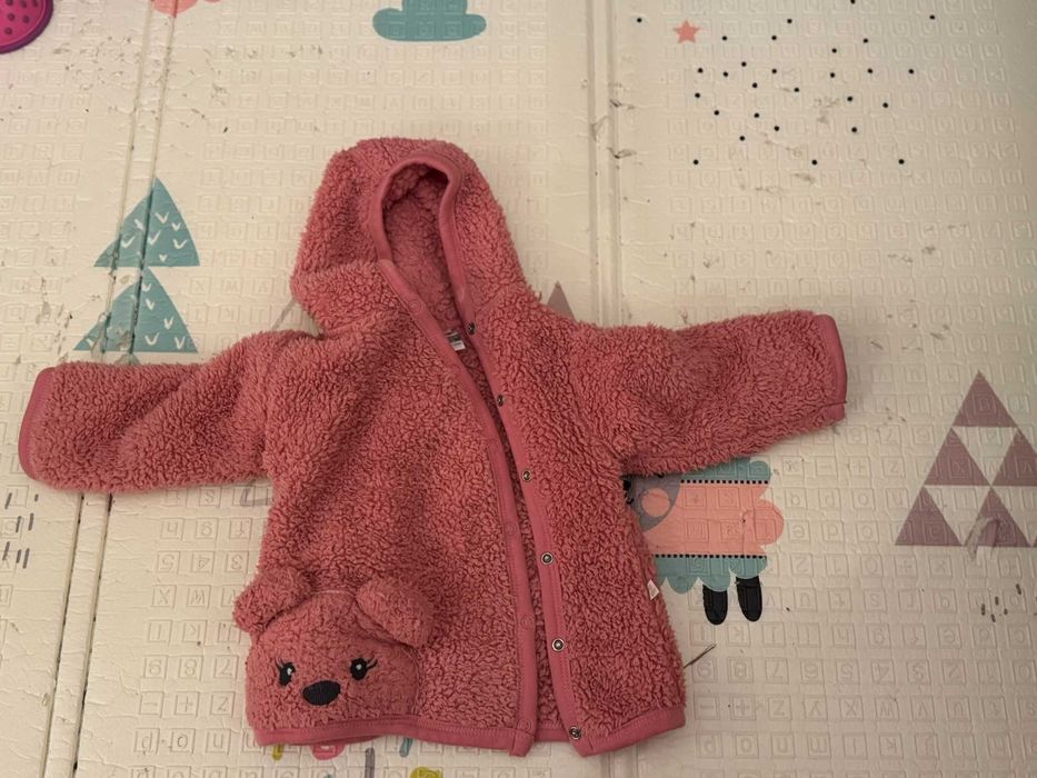 Много запазен космонавт и якета