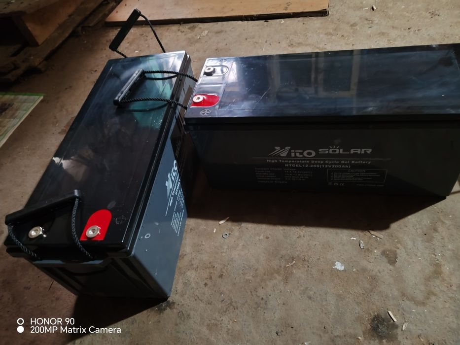 Гелови тягови акумулатори по  200ah