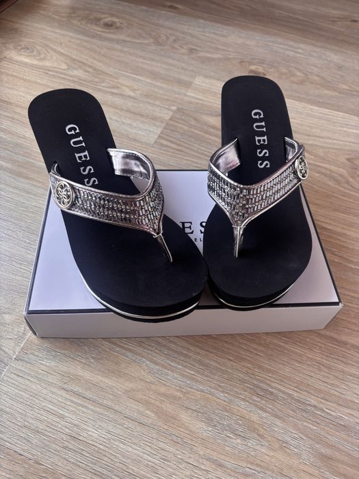 Летни чехли Guess 37-ми номер