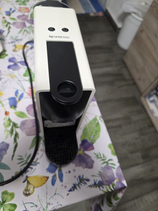 Vand aparat de cafea nespreso