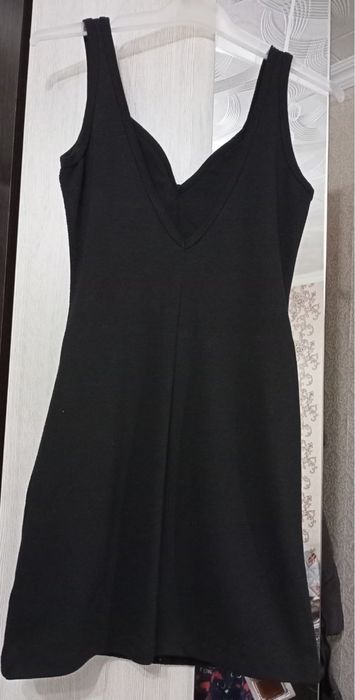 Нарядное женское платье