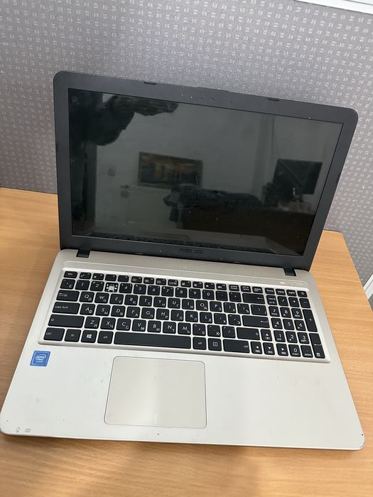 Продам Ноутбук Asus
