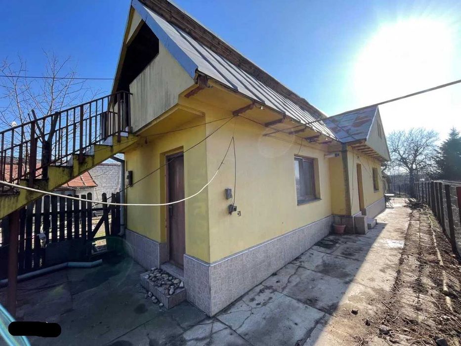 Teren 2.000 mp Domnești – zonă centrală, utilități, ideal investiție