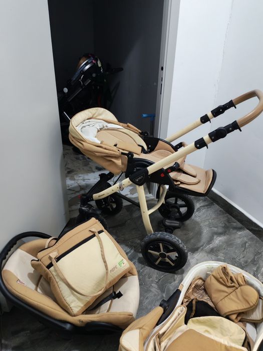 Продается коляска 3 в 1