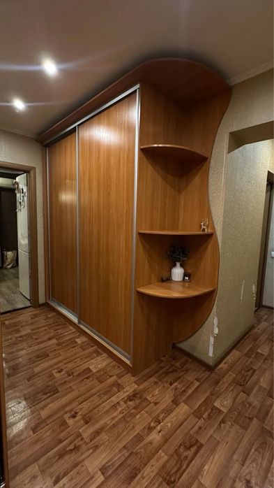 Продам шкафы купе