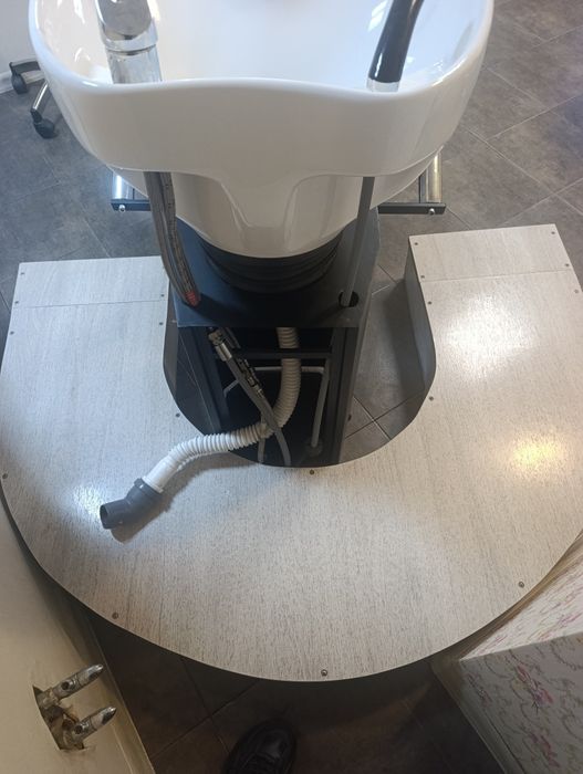 Подиум- дъговиден