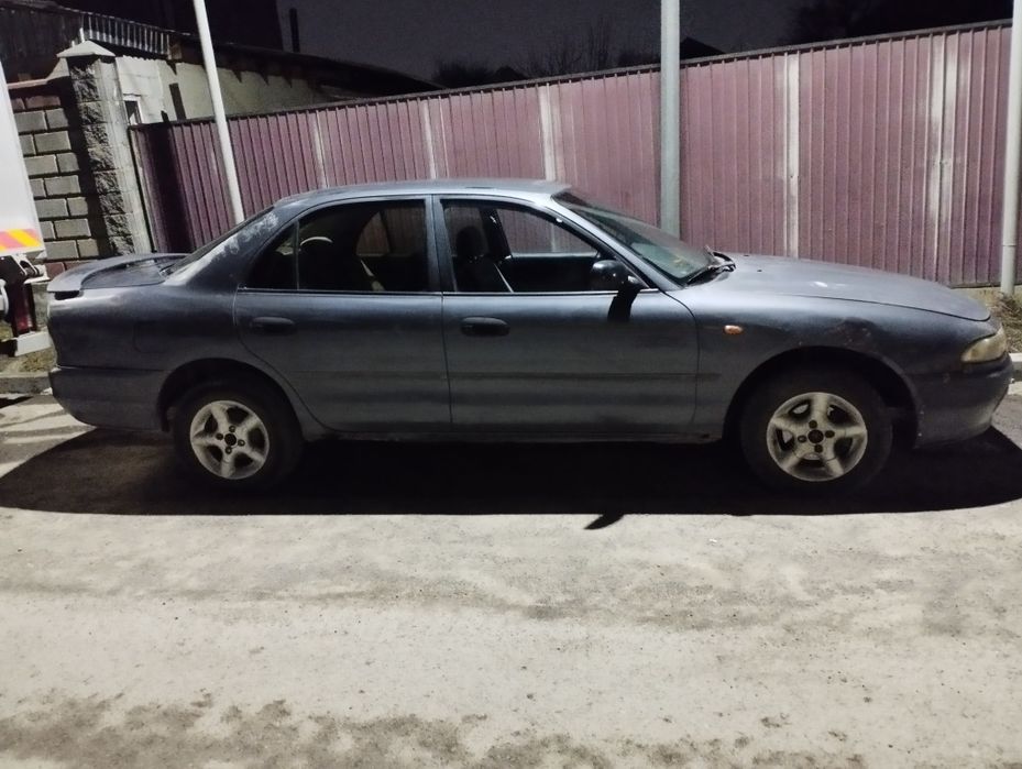 Митсубиси галант