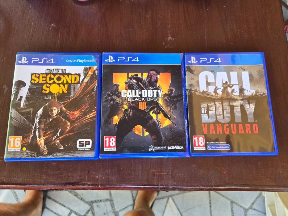 Игра за PS4 Call of duty black ops