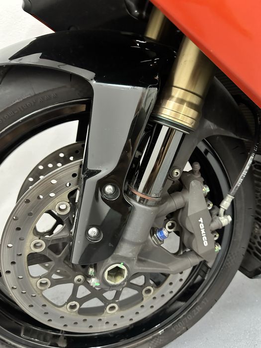 Suzuki Gsx-R1000, K7.