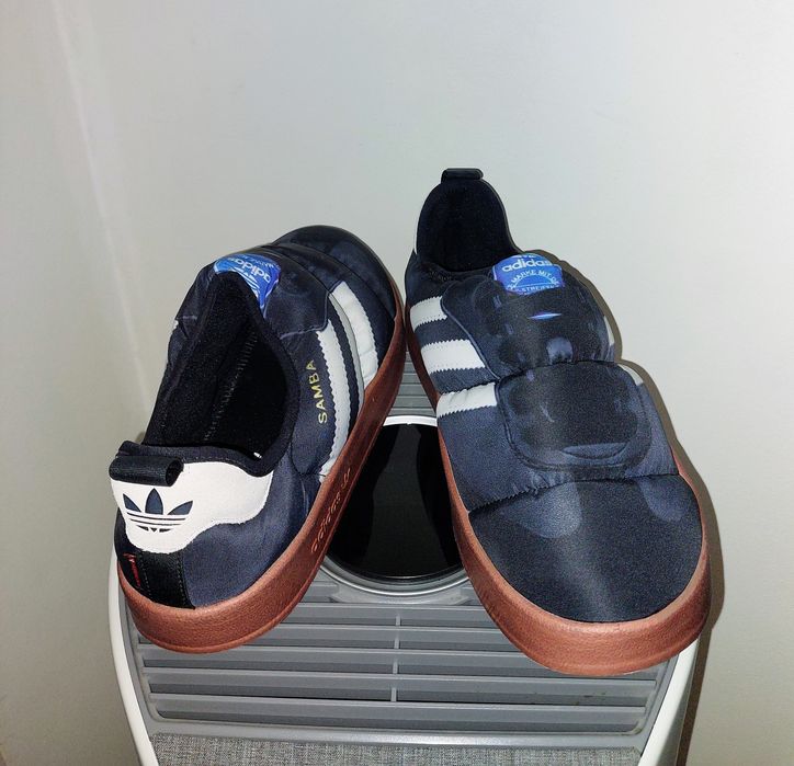 Adidasi originali Adidas Puffylette Samba Mas 43. Pt interior/exterior