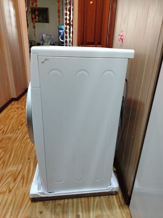Продам стиральную машину Samsung