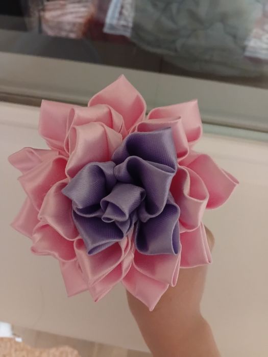 продаю георгины из атласной ленты