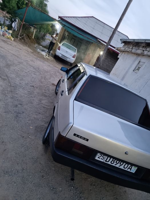 Vaz 21099.   Sotiladi