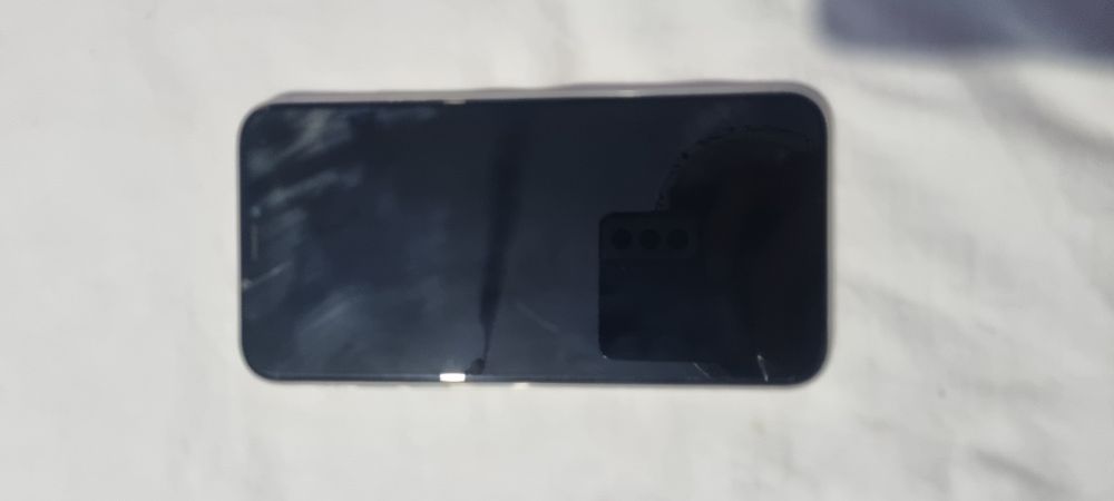 Vand sau schimb iphone 11
