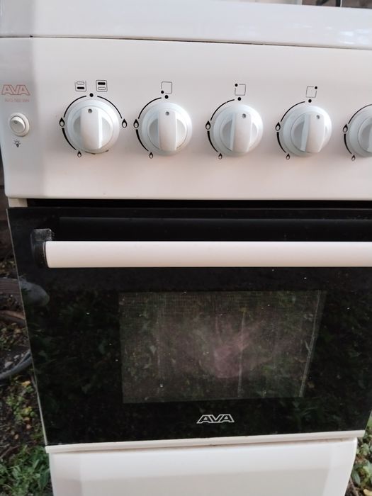 Продам газплиту  50см