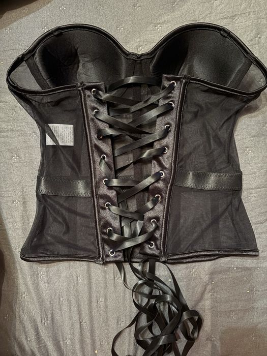 Черен корсет-бюстие