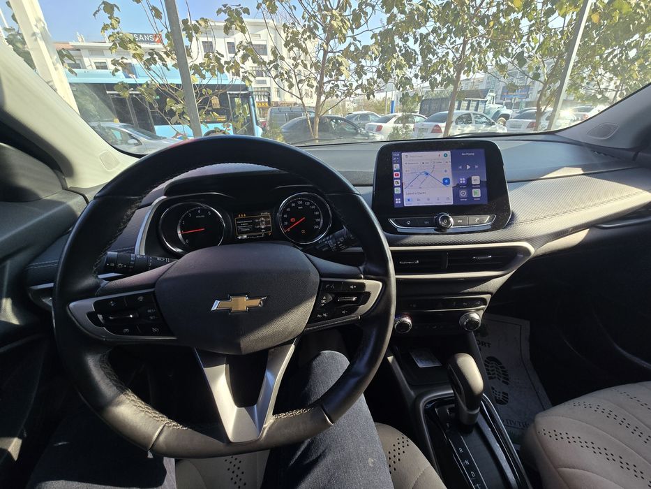 Treker 2 primer sotiladi.cherezbank kredit, naqt .