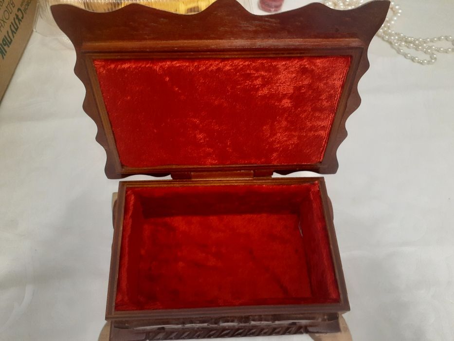 Шкатулка для украшений 20×10