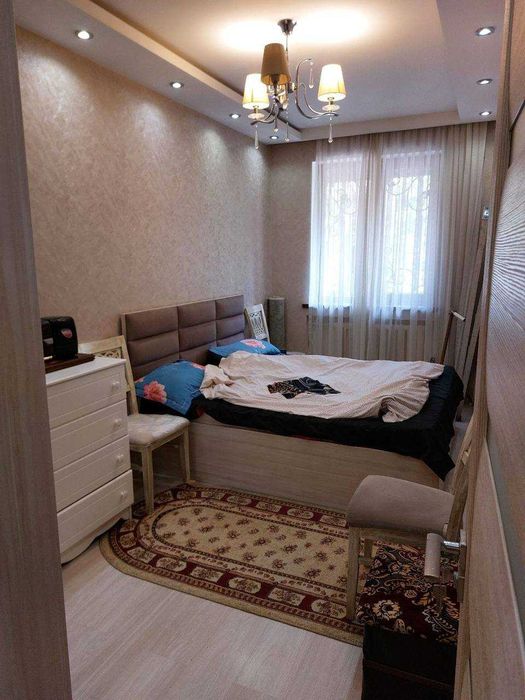 Продаётся 2/1/5 квартира в Мирзо улугбека Ор Улица художников