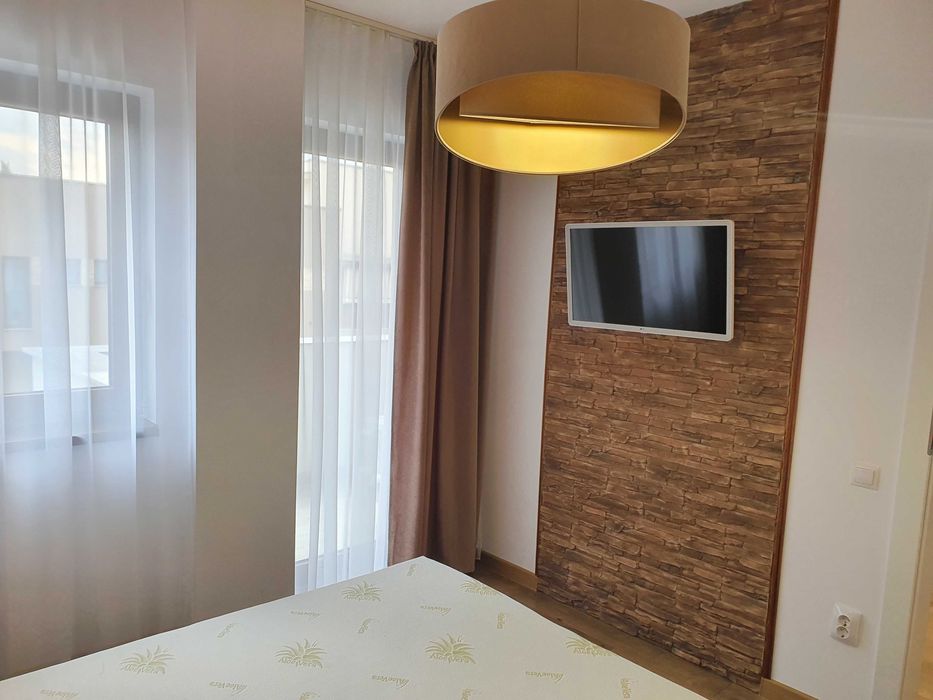 PF inchiriez ap. de lux, 2 cam. in Europa, complex Luminia