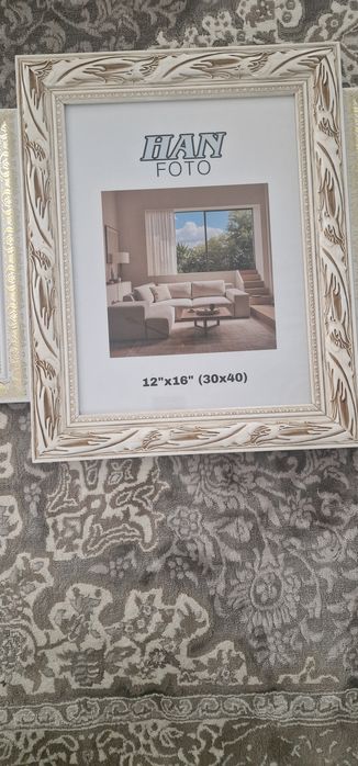 Продам рамки для фотографий.