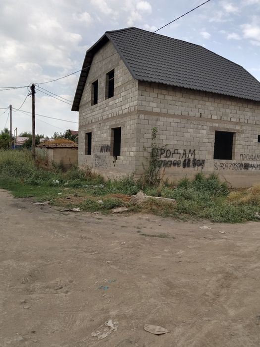 Продам дом в Ащибулаке.