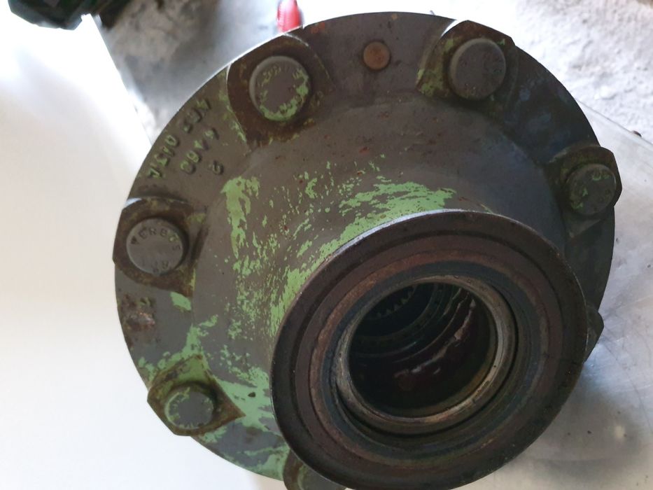 Butuc trompa tractoare Fendt Case John Deere apl 3052