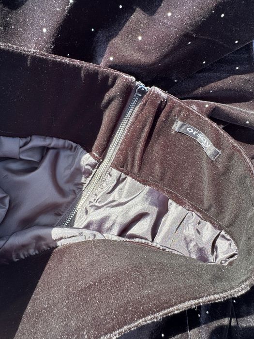 Fusta in clos din catifea neagra