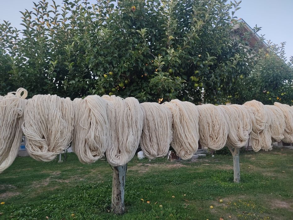 Прежда, вълна за тъкане на китеници, мартеници, арт материали,