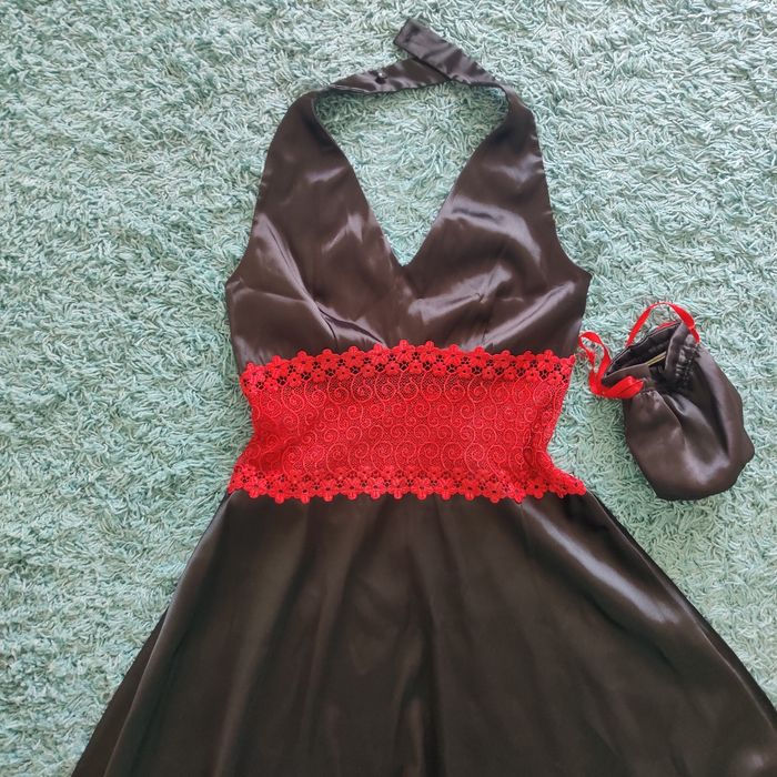 Vand rochie de ocazie