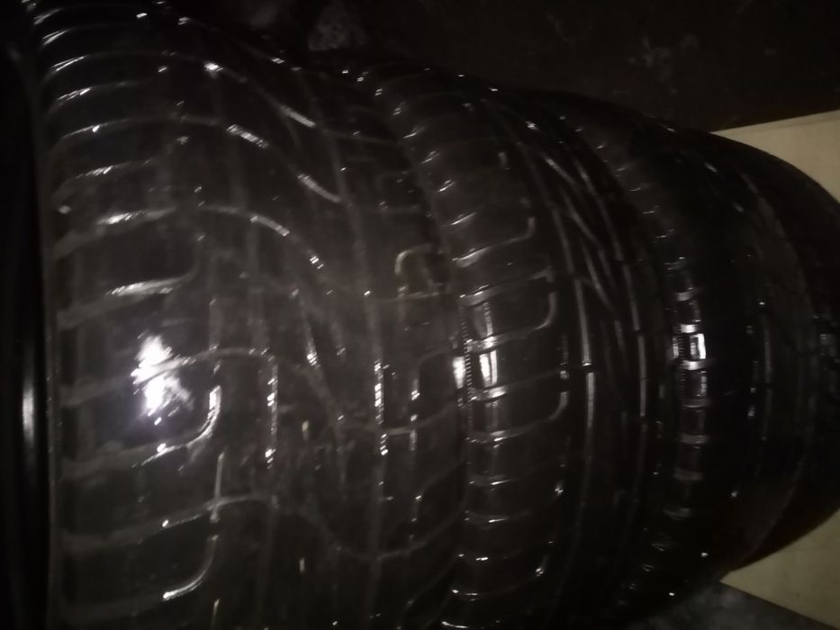 Продам Pirelli scorpion zero 285/60/18 Lexus 570