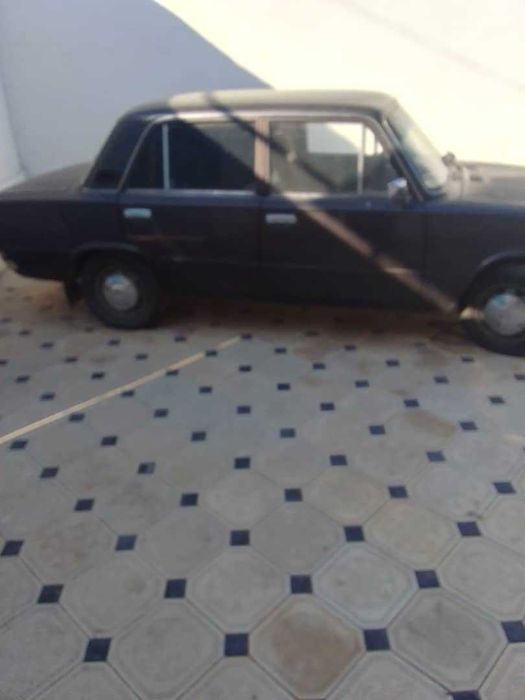 LADA ВАЗ 21011 тт