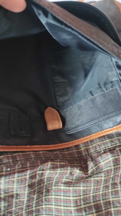 Кожена бизнес чанта в кафяво и черно